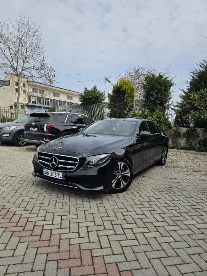 Mercedesi Makine E220d, eze automatik Klima 207.000 km