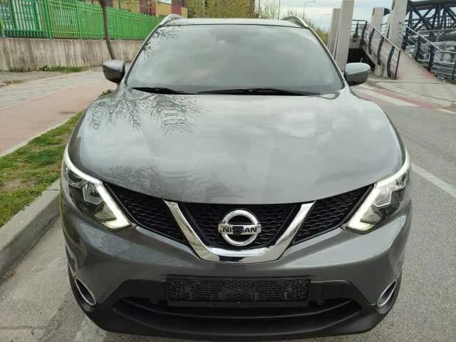 Nissan Qashqai viti 2015 panoramik, full option, automat,